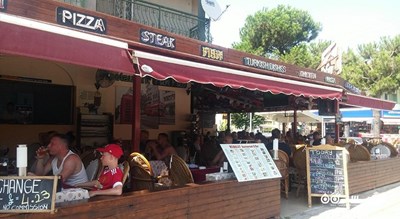 رستوران رستوران و بار ومبلی شهر مارماریس 