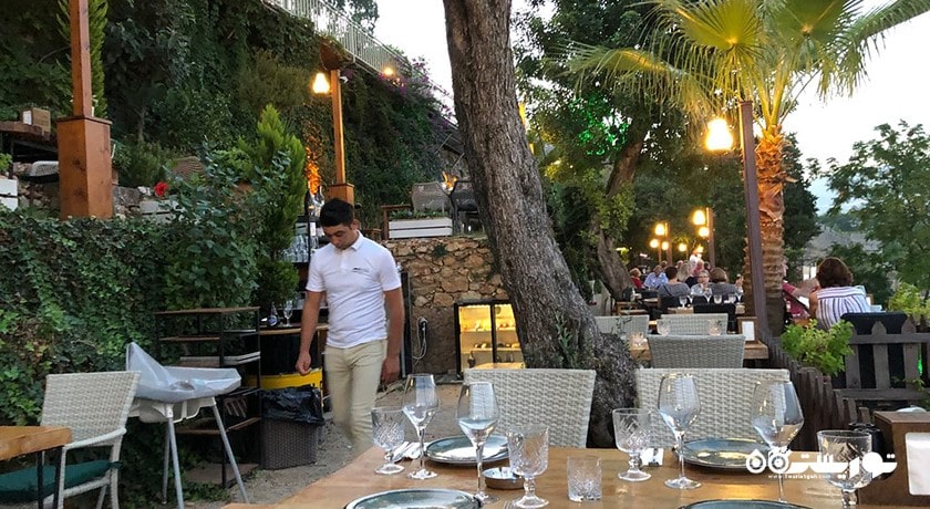 رستوران رستوران کاله پانوراما شهر آلانیا 