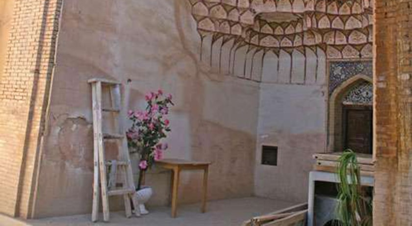  آرامگاه علاءالدین شهشهان شهرستان اصفهان استان اصفهان