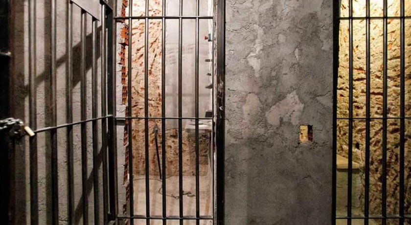  اتاق فرار تهرومز شهر تهران استان تهران