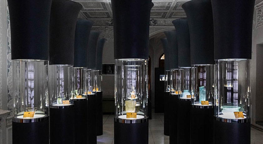  موزه آبگینه و سفالینه ایران شهرستان تهران استان تهران