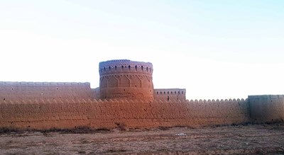قلعه مهر پادین -  شهر مهریز