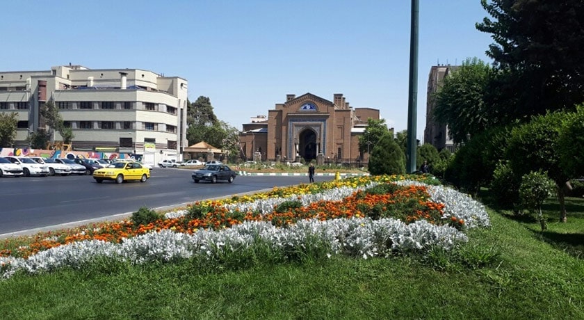  میدان امام خمینی (میدان توپخانه یا میدان سپه) شهرستان تهران استان تهران