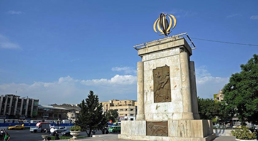  میدان امام خمینی (میدان توپخانه یا میدان سپه) شهرستان تهران استان تهران