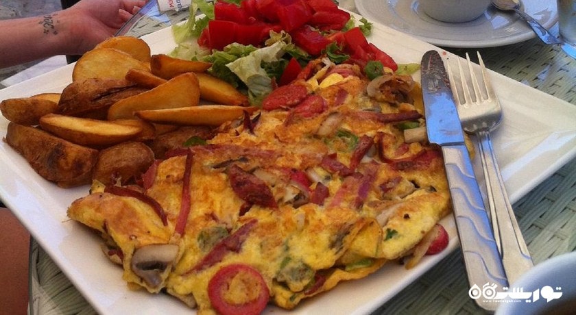 رستوران کافه و رستوران پالم بیچ شهر کوش آداسی 