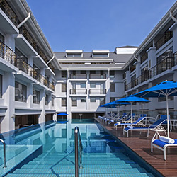 پول ساید بار