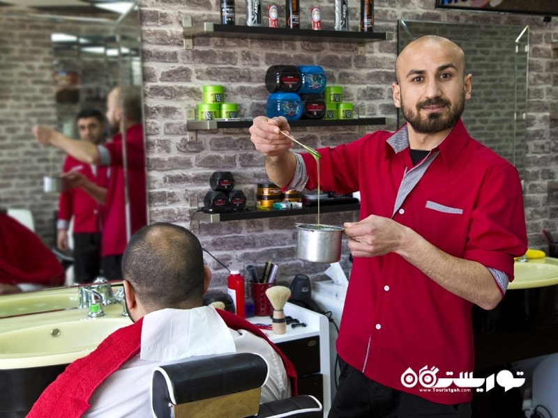34. به یک آرایشگاه ترکی بروید.