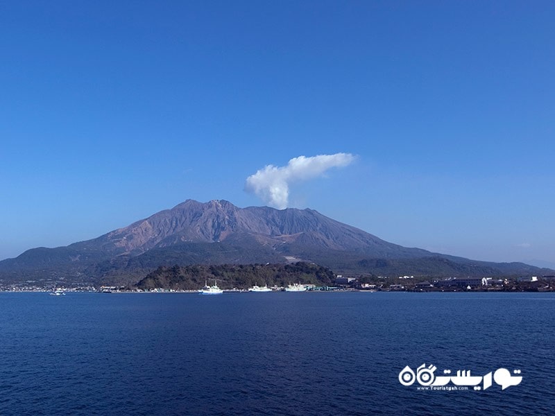 8. ساکوراجیما (Sakurajima)، کیوشو، ژاپن