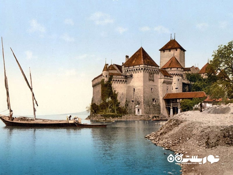 الهام: شاتو د شیلون در دریاچه ژنو، سوئیس