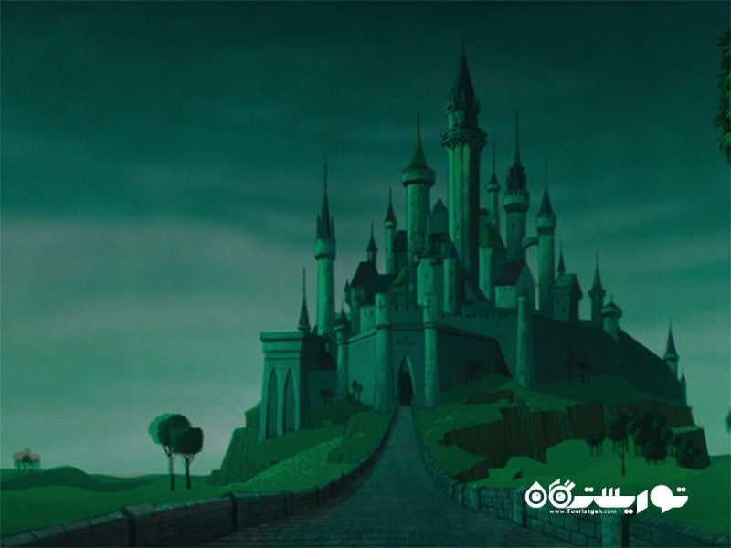 فیلم: قلعه سلطنتی در فیلم زیبای خفته