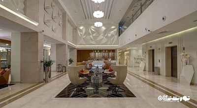 نمای لابی هتل رویال کانتیننتال دبی