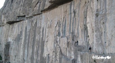  سنگ نبشته بیستون (کتیبه بیستون یا نقش برجسته داریوش) شهرستان کرمانشاه استان هرسین