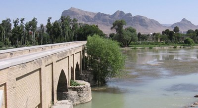  زاینده رود شهرستان اصفهان استان اصفهان