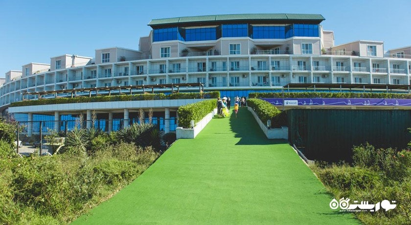 نمای ساختمان هتل ای اف باکو