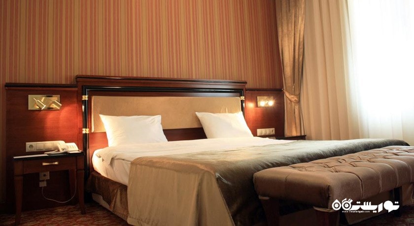 نمای تخت بزرگ اتاق استاندارد