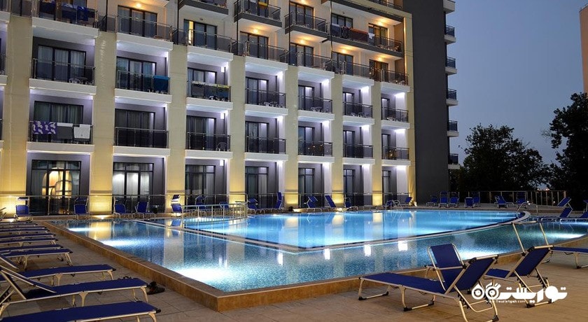   هتل آرنا مار شهر وارنا