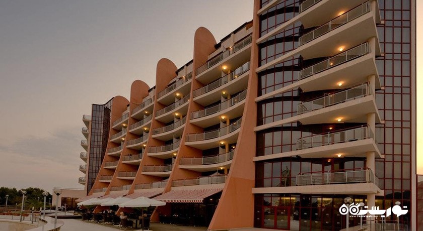   هتل دبل تری بای هیلتون وارنا شهر وارنا