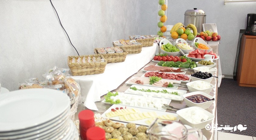 بوفه سلف سرویس رستوران هتل