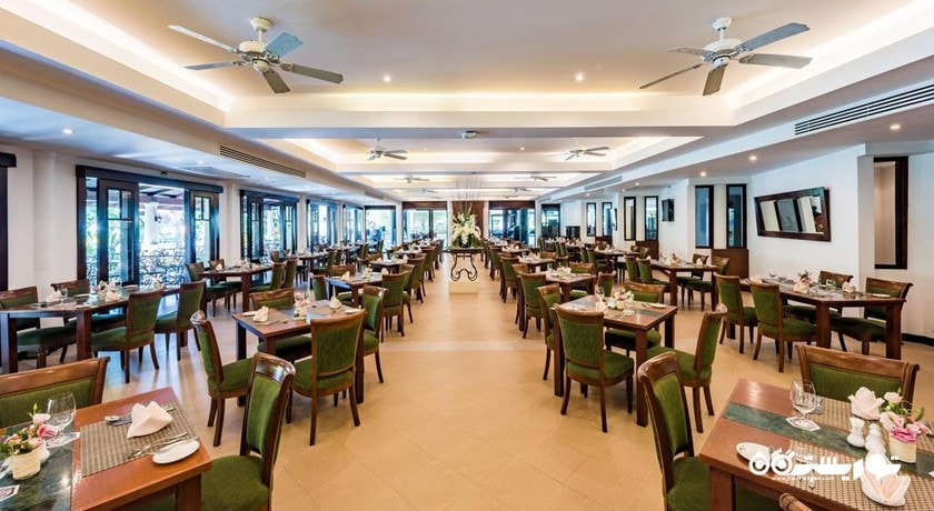 نمای کلی از رستوران بانبوری