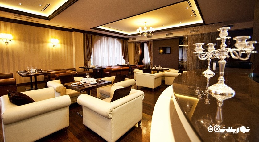 نمای کلی از رستوران نشنال