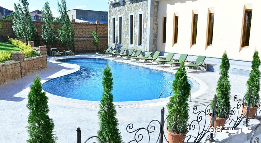 استخر روباز هتل قفقاز ایروان