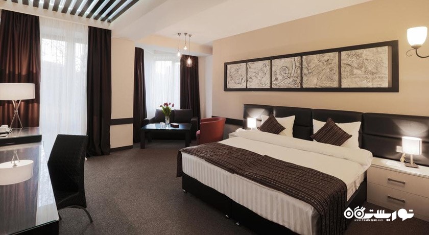 نمای تخت بزرگ سوئیت جونیور