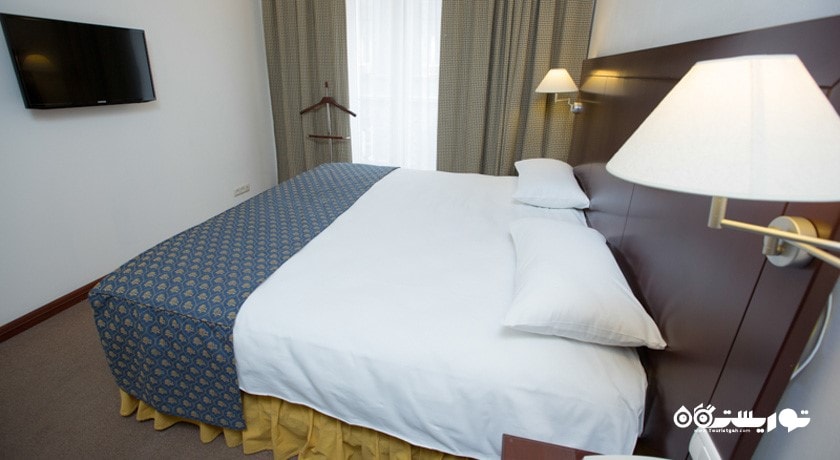 نمای تخت بزرگ سوئیت جونیور