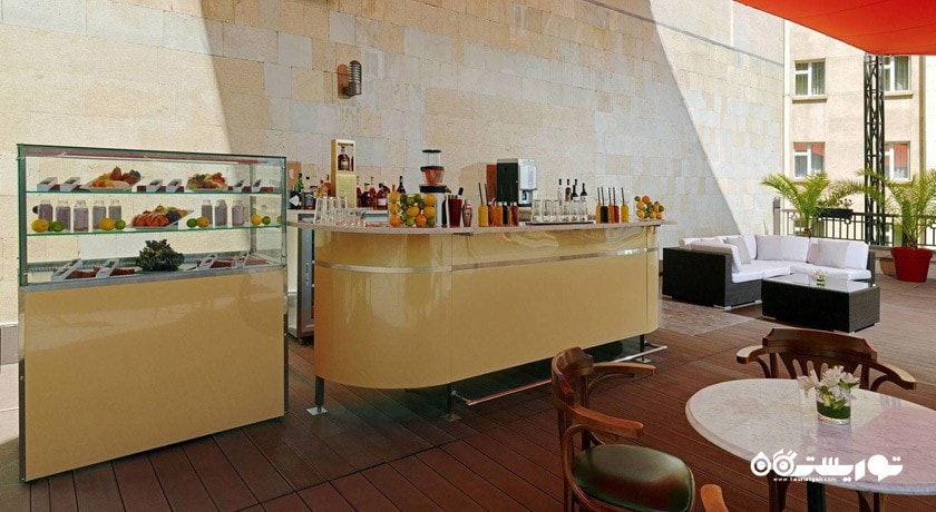 پول بار هتل مرییت ارمنیا