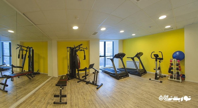 سالن ورزشی هتل اپرا سوئیت