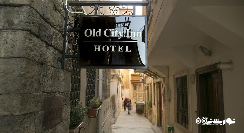 تابلوی ورودی هتل اولد سیتی