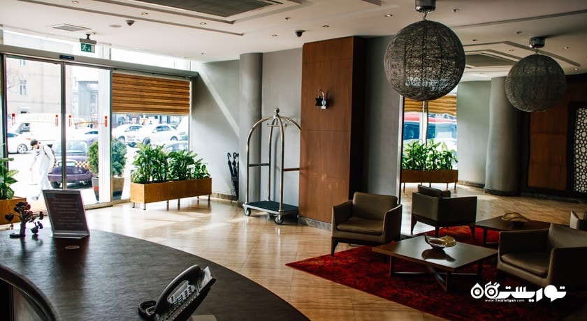 نمای لابی هتل استی بریج سوئیت