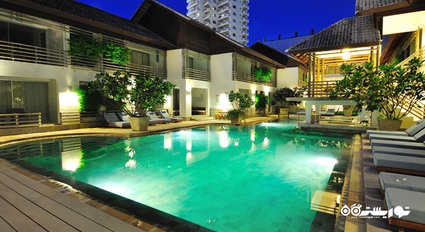 استخر روباز هتل رامادا ساوت سی