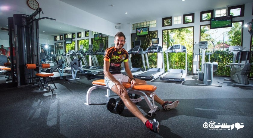 سالن ورزشی هتل سنترا کارون