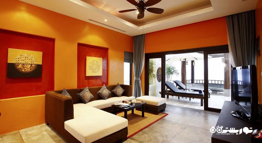 محوطه نشیمن ویلا دلوکس