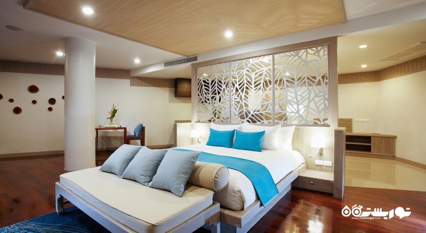 نمای تخت بزرگ سوئیت پرمیر دلوکس