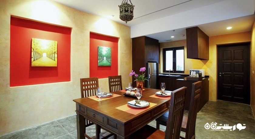 نمای میز غذاخوری ویلا دلوکس