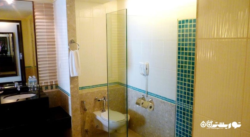 حمام و سرویس بهداشتی اتاق ها