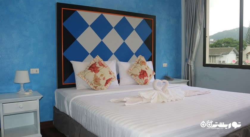 نمای تخت بزرگ اتاق سوپریور