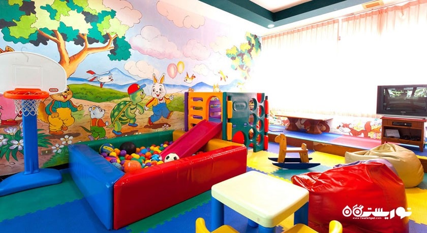 محوطه کلاب مخصوص کودکان