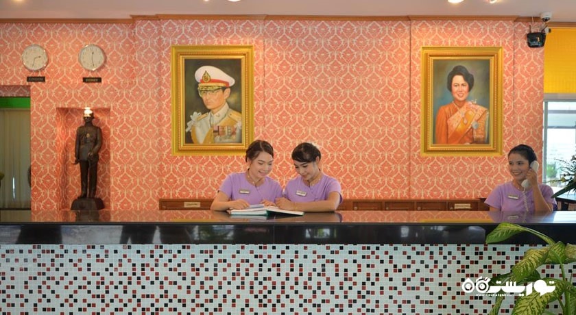 میز پذیرش هتل تری ترانگ بیچ ریزورت