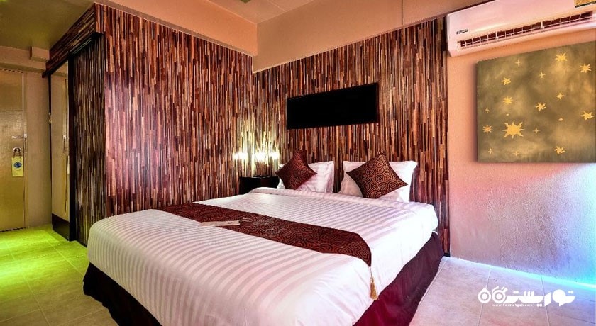 نمای تخت بزرگ اتاق سوپریور