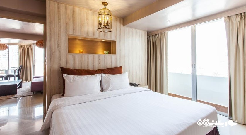 نمای تخت بزرگ سوئیت دوخوابه