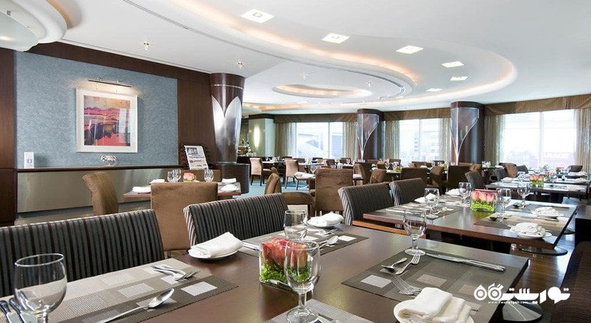 رستوران پتالس هتل رز رایحان بای روتانا
