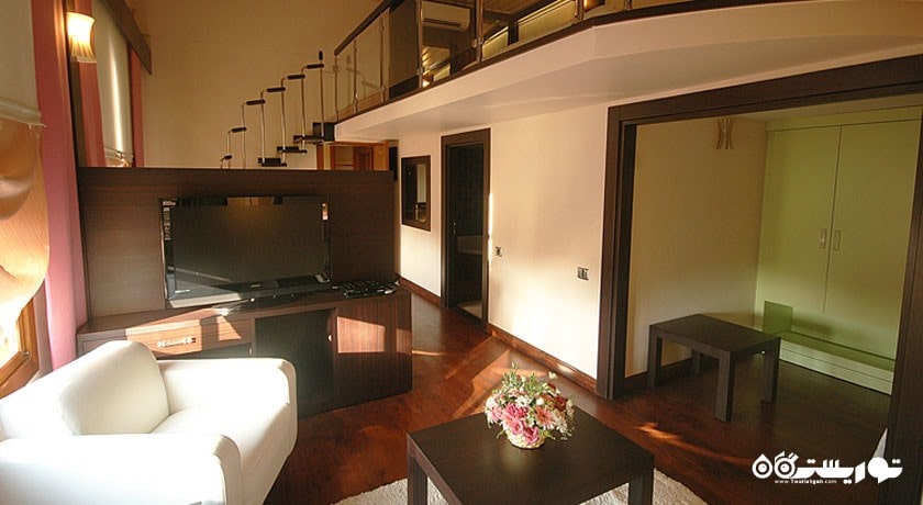 محوطه نشیمن سوئیت ملنیوم