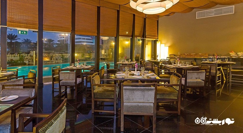 رستوران آمبروزیا هتل آپارتمان دلوکس فلورا پارک