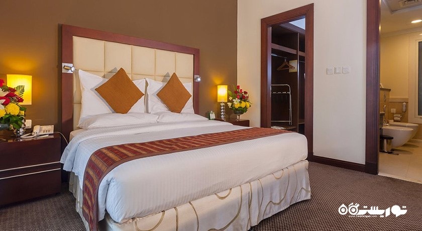 نمای تخت بزرگ آپارتمان یک خوابه