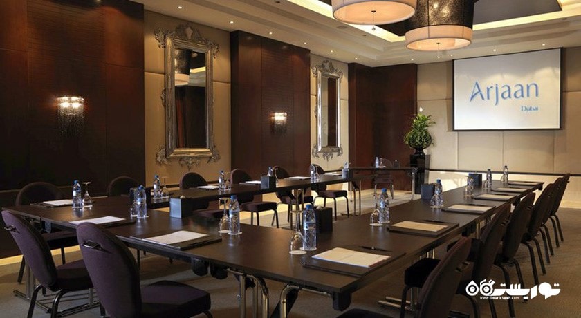 اتاق برگزاری جلسات در هتل