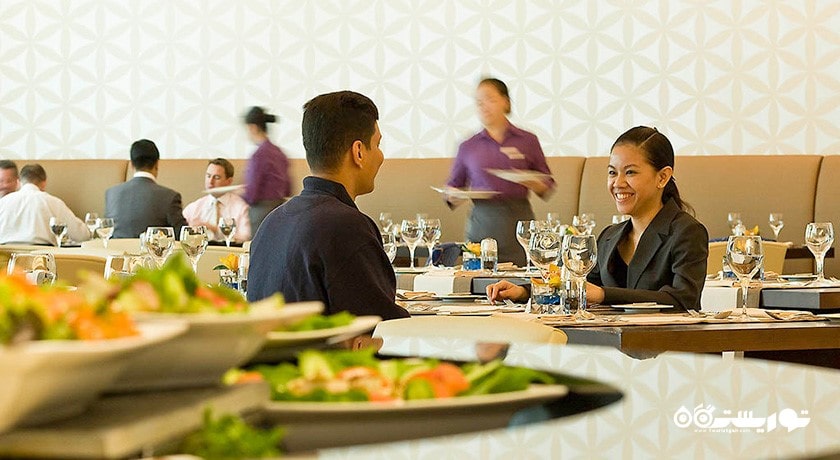 رستوران فرانسوی بیسترو دومینو