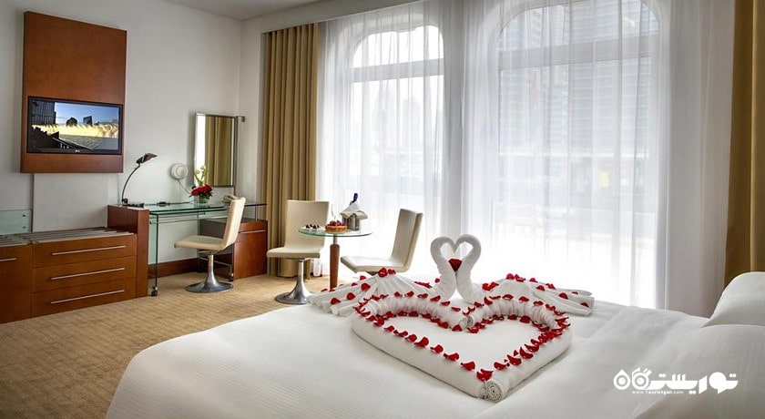نمای تخت بزرگ سوئیت پرمیوم