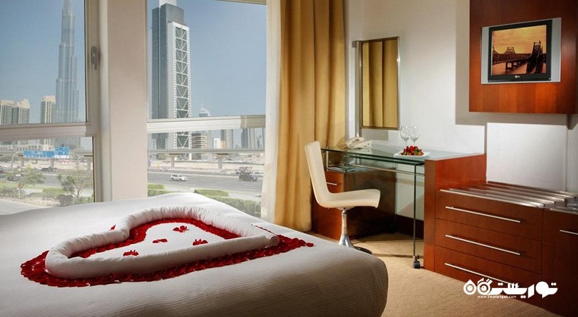 تخت بزرگ پرمیوم استودیو